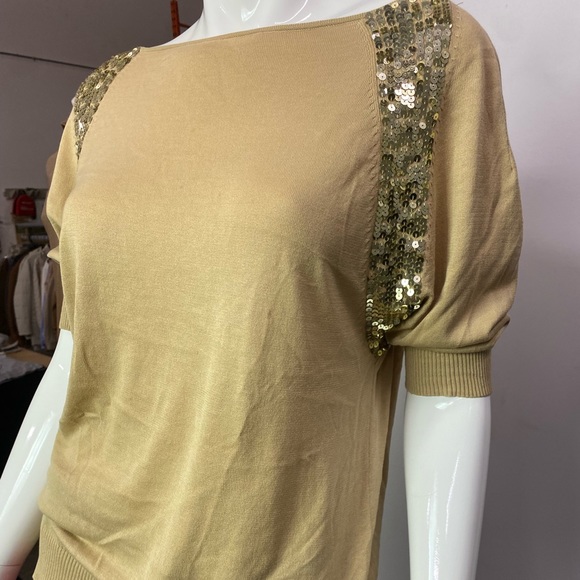 Halston - Picture 1 of 4